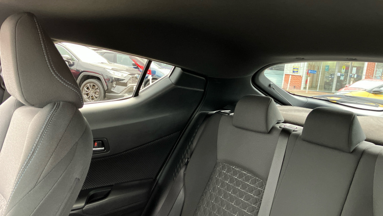 Toyota C-HR 1.8 Hybrid Design 5dr CVT Hybrid Hatchback